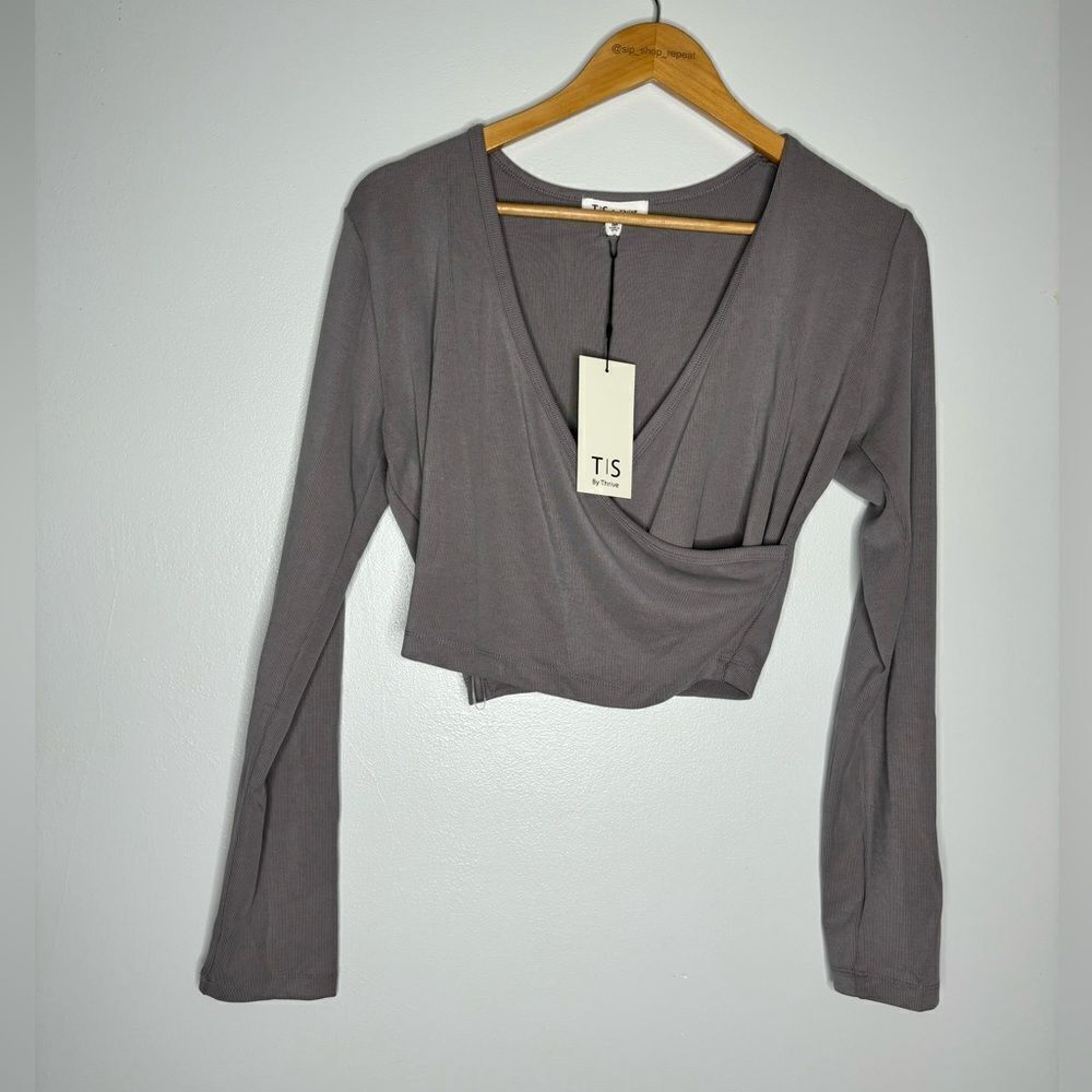 NWT T | S by Thrice crop ballet wrap too. Medium